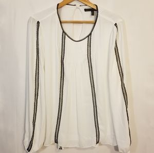 3/$20🌺   White House Black Market Beige Blouse